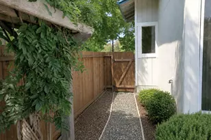 42 Meridian Cir, Rohnert Park, CA 94928 - Photo 27