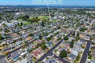 7555 Beverly Dr, Rohnert Park, CA 94928 - Photo 33