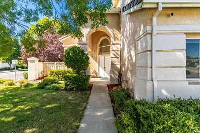 2140 Aspen Way, Antioch, CA 94509 - Photo 5