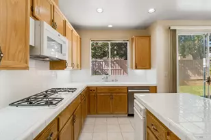 2140 Aspen Way, Antioch, CA 94509 - Photo 17
