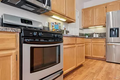 925 Aussie Avenue, Santa Rosa, CA 95407 - Photo 9