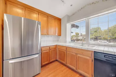2003 Tokay Street, Santa Rosa, CA 95404 - Photo 11
