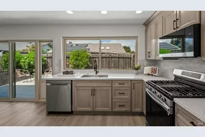 2456 Claret Street, Napa, CA 94558 - Photo 13