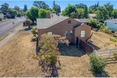 295 Clearlake Avenue, Lakeport, CA 95453 - Photo 17