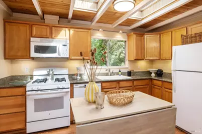 302 Forrest Avenue, Fairfax, CA 94930 - Photo 7