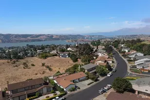 406 Larkin Dr, Benicia, CA 94510 - Photo 41
