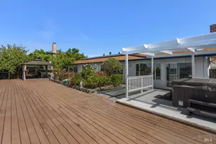 406 Larkin Dr, Benicia, CA 94510 - Photo 47