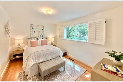 44 Robinhood Drive, San Rafael, CA 94901 - Photo 15