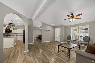 117 Shamrock Cir, Santa Rosa, CA 95403 - Photo 5
