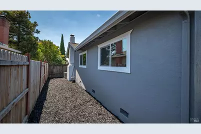 1542 Henry Street, Fairfield, CA 94533 - Photo 31