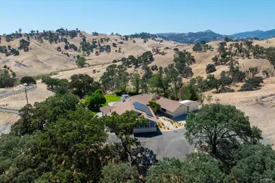 8725 Quail Canyon Road, Vacaville, CA 95688 - Photo 53