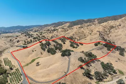 8725 Quail Canyon Road, Vacaville, CA 95688 - Photo 3