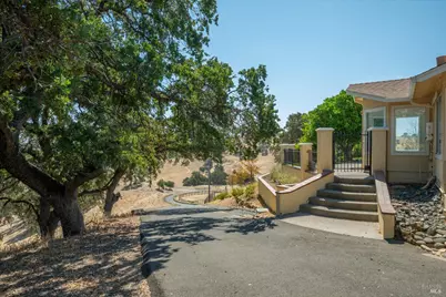 8725 Quail Canyon Road, Vacaville, CA 95688 - Photo 51