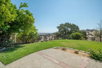 8725 Quail Canyon Road, Vacaville, CA 95688 - Photo 47