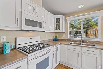 46 Oriole Way, Santa Rosa, CA 95409 - Photo 27