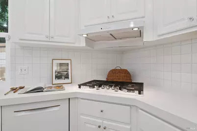 250 Loring Avenue, Mill Valley, CA 94941 - Photo 21