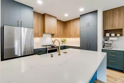 7296 Abbey Drive, Vallejo, CA 94591 - Photo 5
