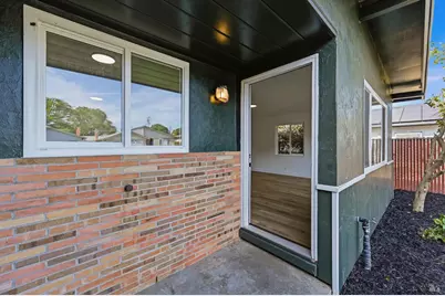 285 Hemlock Street, Vacaville, CA 95688 - Photo 5
