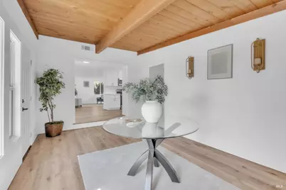 285 Hemlock Street, Vacaville, CA 95688 - Photo 13