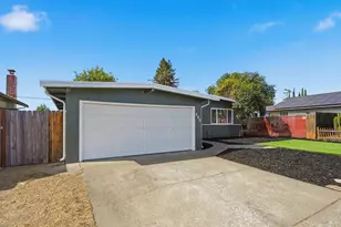 285 Hemlock St, Vacaville, CA 95688 - Photo 3