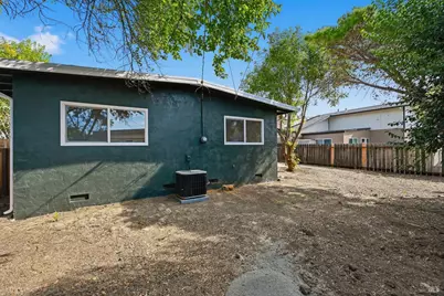 285 Hemlock Street, Vacaville, CA 95688 - Photo 35