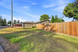 1208 Eric Ct, Rohnert Park, CA 94928 - Photo 3
