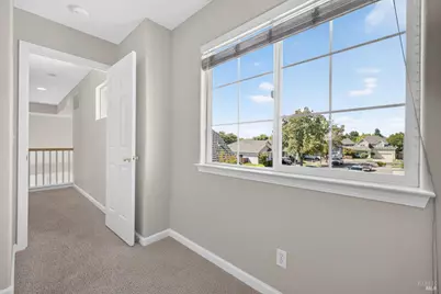 2038 Red Oak Circle, Santa Rosa, CA 95403 - Photo 23