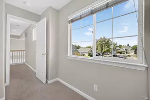 2038 Red Oak Cir, Santa Rosa, CA 95403 - Photo 23