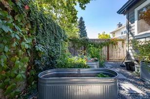 2038 Red Oak Cir, Santa Rosa, CA 95403 - Photo 27
