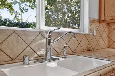 2038 Red Oak Circle, Santa Rosa, CA 95403 - Photo 13