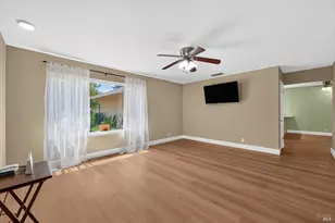 300 Ponderosa Dr, Vacaville, CA 95687 - Photo 7