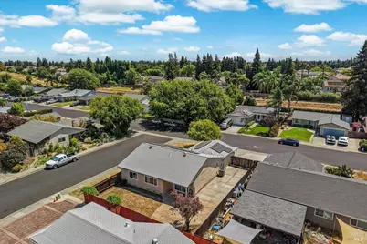 300 Ponderosa Drive, Vacaville, CA 95687 - Photo 33