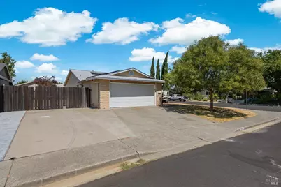 300 Ponderosa Drive, Vacaville, CA 95687 - Photo 1