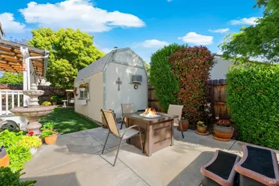 207 Laurelwood Way, Vacaville, CA 95687 - Photo 61