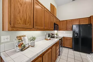 207 Laurelwood Way, Vacaville, CA 95687 - Photo 31