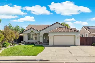 207 Laurelwood Way, Vacaville, CA 95687 - Photo 3