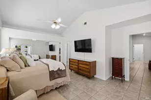 207 Laurelwood Way, Vacaville, CA 95687 - Photo 35