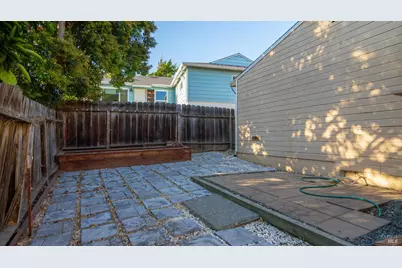 1 Corte Del Sol, Benicia, CA 94510 - Photo 25