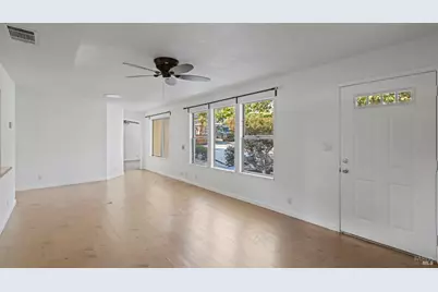 1 Corte Del Sol, Benicia, CA 94510 - Photo 3