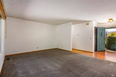 6830 Montecito Court, Santa Rosa, CA 95409 - Photo 3