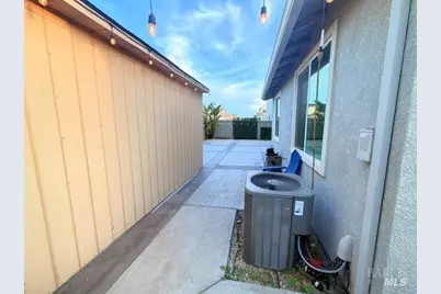 343 Hibiscus Street, Vacaville, CA 95687 - Photo 5