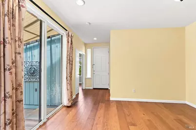 1476 Hughes Avenue, Santa Rosa, CA 95407 - Photo 9