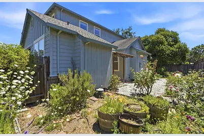 1476 Hughes Avenue, Santa Rosa, CA 95407 - Photo 37
