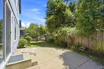 1476 Hughes Avenue, Santa Rosa, CA 95407 - Photo 39