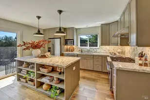 18970 Lomita Ave, Sonoma, CA 95476 - Photo 11