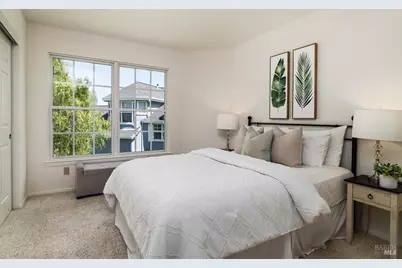 66 Mariners Circle, San Rafael, CA 94903 - Photo 17