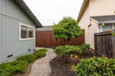 102 Pinewood Court, Cotati, CA 94931 - Photo 29
