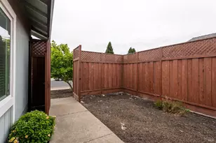 102 Pinewood Ct, Cotati, CA 94931 - Photo 29