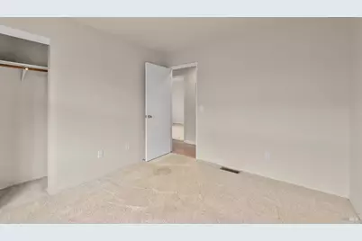 102 Pinewood Court, Cotati, CA 94931 - Photo 17