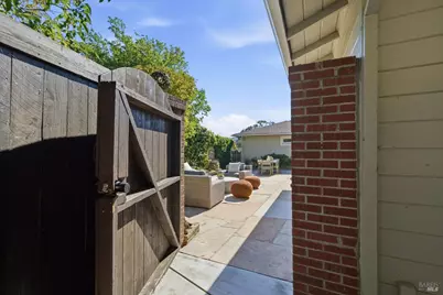 8 Marina Court Drive, San Rafael, CA 94901 - Photo 27